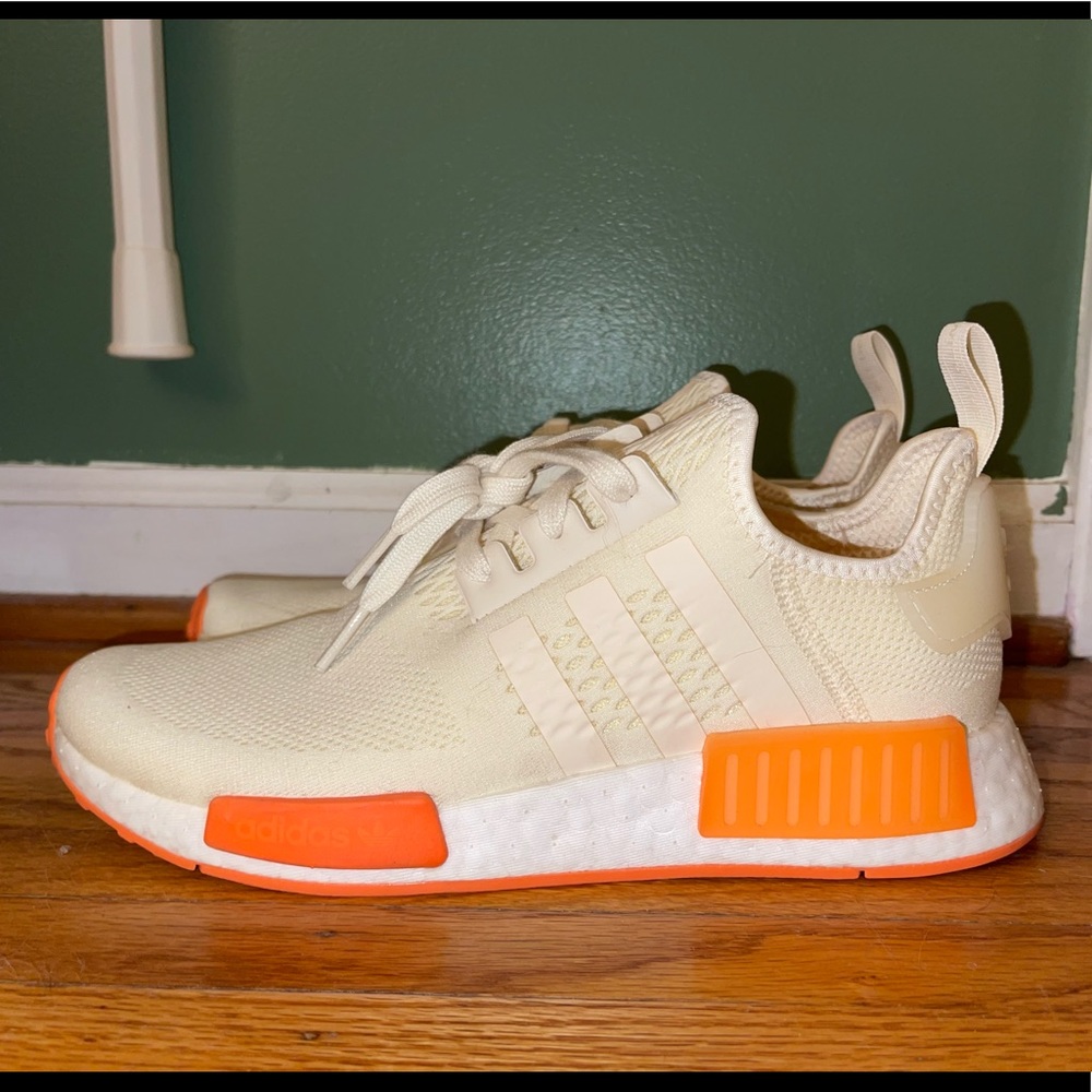 Adidas Boost Sneakers - 9 W